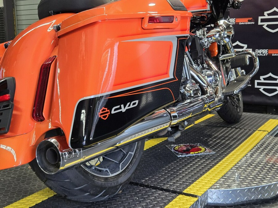 2022 Harley-Davidson CVO™ Road Glide Wicked Orange Pearl