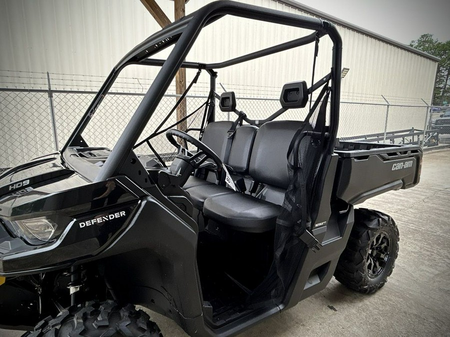 2025 Can-Am™ Defender DPS HD9