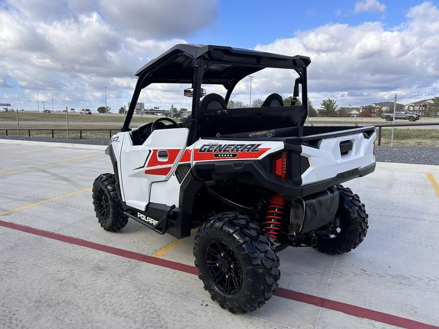 2017 Polaris® GENERAL™ 1000 EPS White Lightning