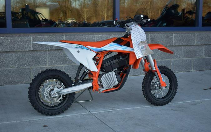 2024 KTM SX-E 3