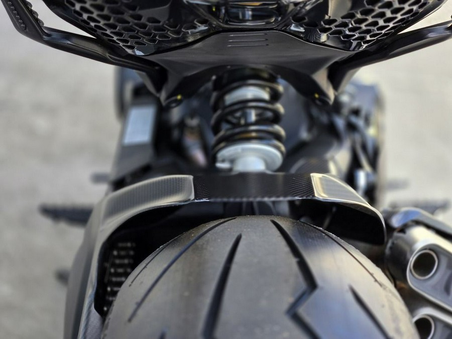 2025 Ducati Diavel For Bentley