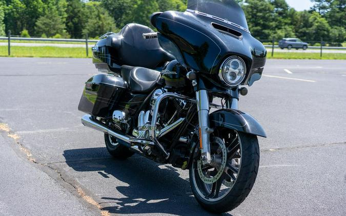 2016 Harley-Davidson® FLHXS - Street Glide® Special