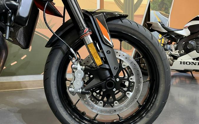 2024 KTM 790 Duke