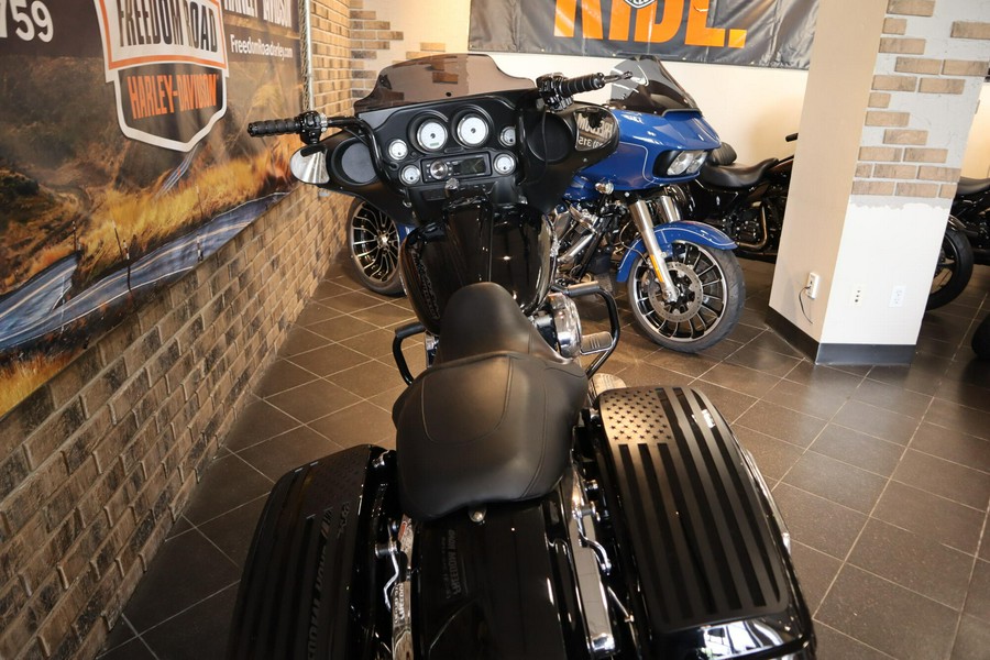 2012 Street Glide® (FLHX103)