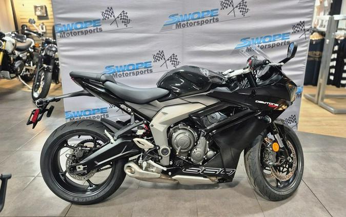 2026 Triumph Daytona 660 Sapphire Black