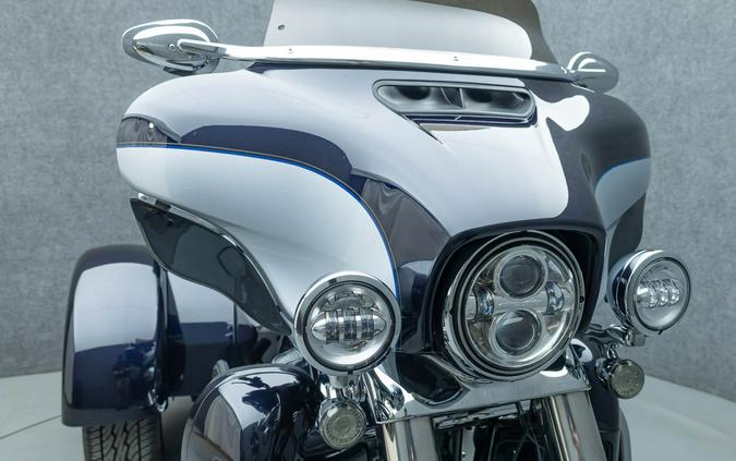 2019 HARLEY DAVIDSON FLHTCUTG TRI GLIDE ULTRA TRIKE W/ABS