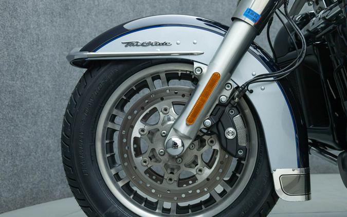 2019 HARLEY DAVIDSON FLHTCUTG TRI GLIDE ULTRA TRIKE W/ABS