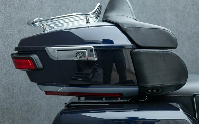 2019 HARLEY DAVIDSON FLHTCUTG TRI GLIDE ULTRA TRIKE W/ABS