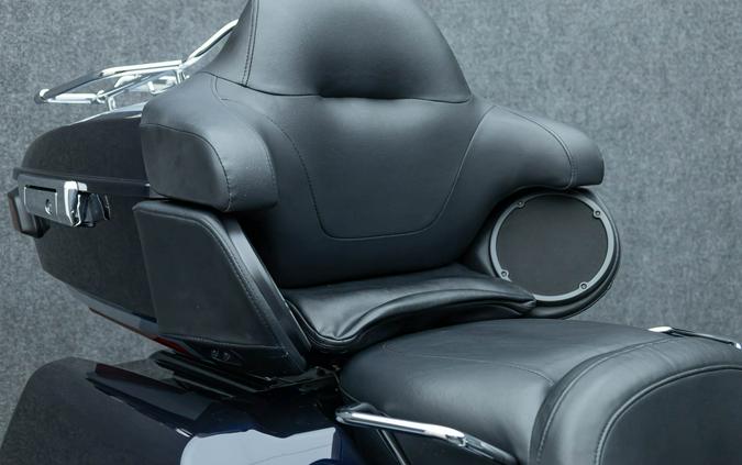 2019 HARLEY DAVIDSON FLHTCUTG TRI GLIDE ULTRA TRIKE W/ABS