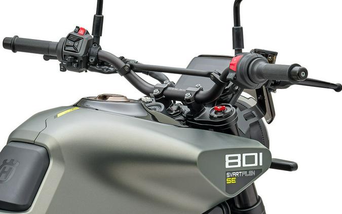 2027 Husqvarna Svartpilen 801 SE