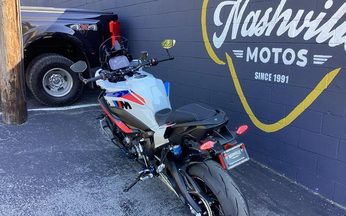 2027 BMW M 1000 XR