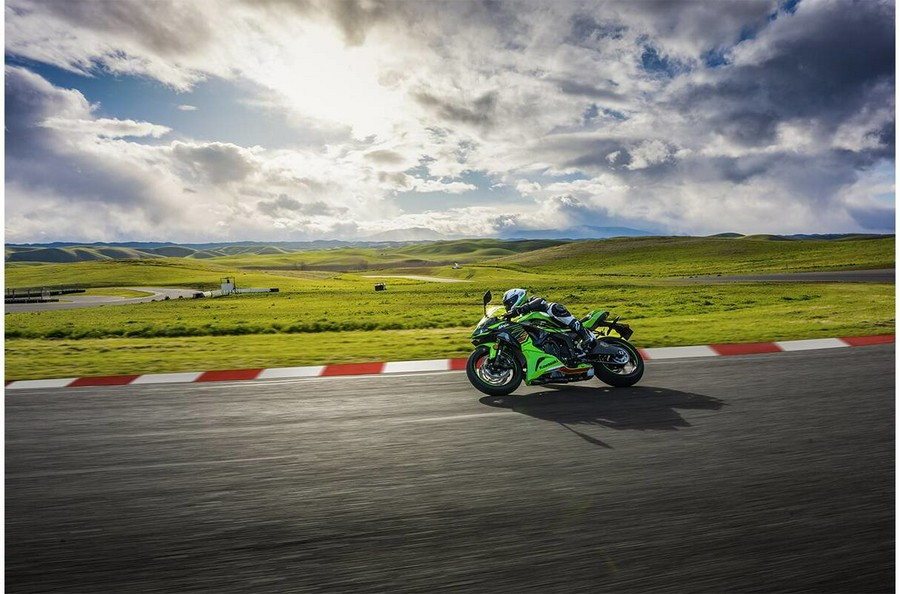 2024 Kawasaki Ninja® ZX™-6R KRT Edition ABS