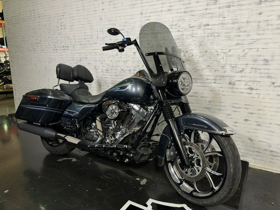 2015 Harley-Davidson Road King w/ Performance Exhaust and Custom Wheels!