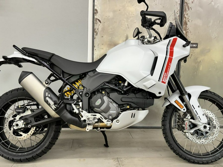 2023 Ducati DesertX Star White Silk