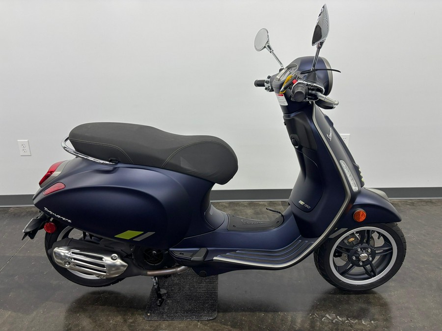 2025 Vespa Primavera 150 Tech