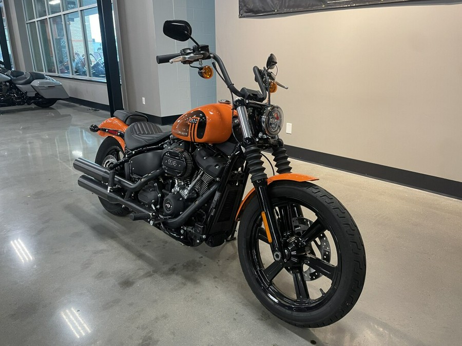 2024 Harley-Davidson® Street Bob® 114 Baja Orange