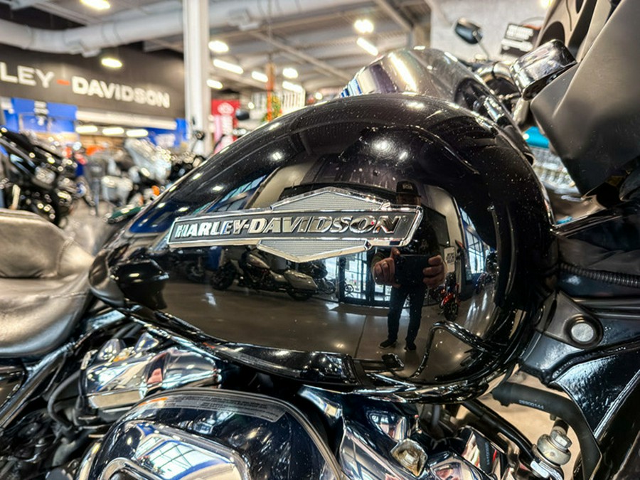 2021 Harley-Davidson FLHX - Street Glide