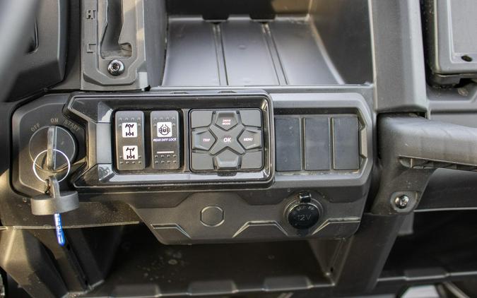 2026 CAN-AM DEFENDER MAX XT HD9