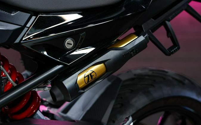 2023 BMW F 900 XR