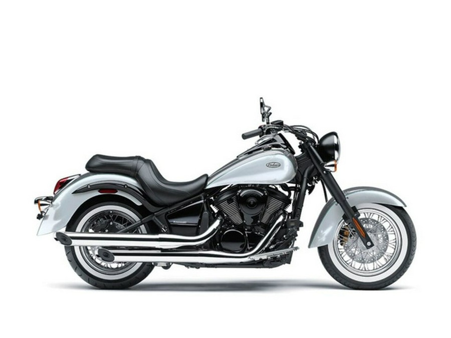 2024 Kawasaki Vulcan 900 Classic