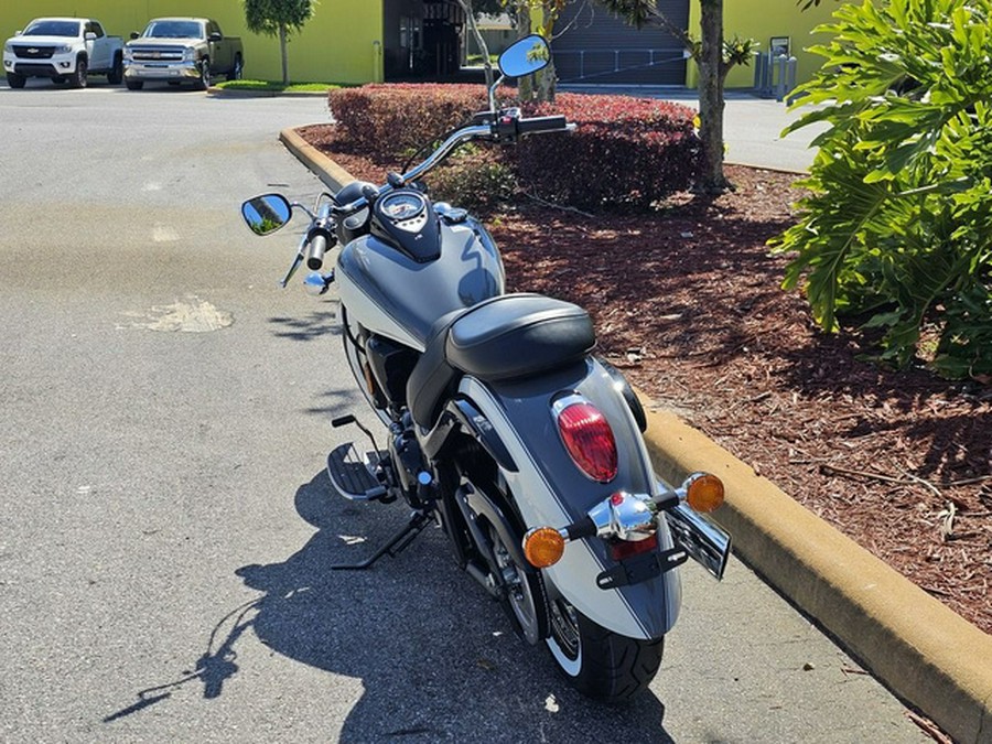 2024 Kawasaki Vulcan 900 Classic