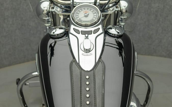 2013 HARLEY DAVIDSON FLSTC HERITAGE SOFTAIL CLASSIC