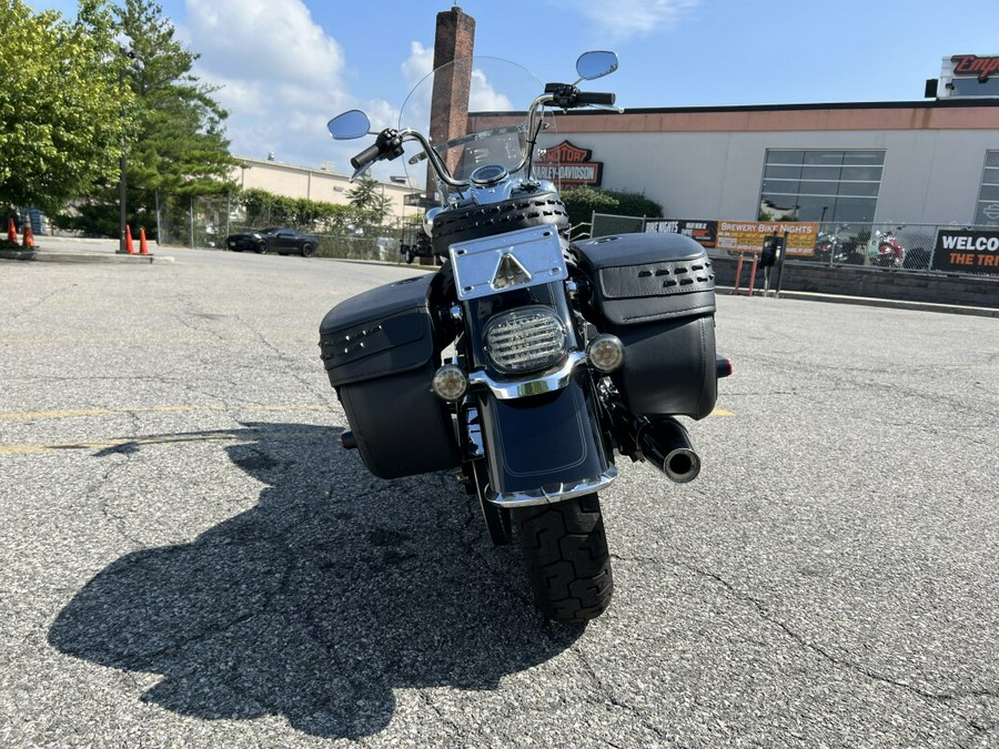 2022 Harley-Davidson Heritage Classic 114 Vivid Black