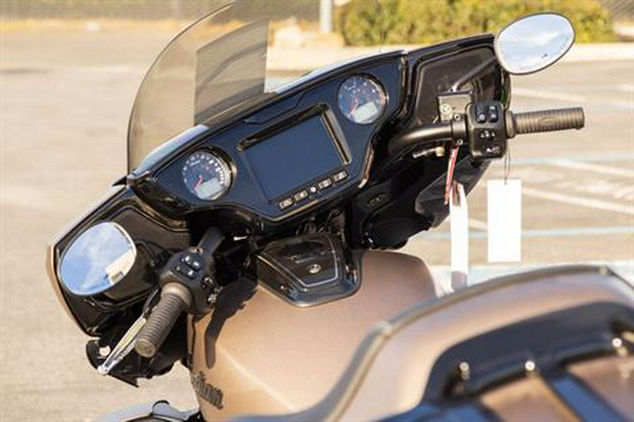 2025 Indian Motorcycle Roadmaster® PowerPlus Dark Horse® with 112