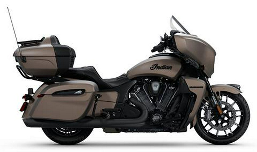 2025 Indian Motorcycle Roadmaster® PowerPlus Dark Horse® with 112