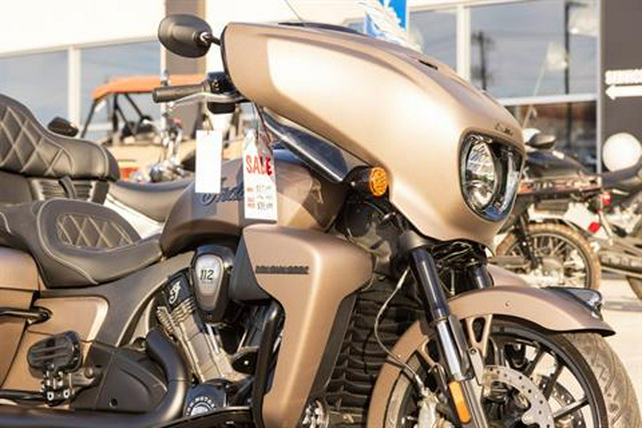 2025 Indian Motorcycle Roadmaster® PowerPlus Dark Horse® with 112