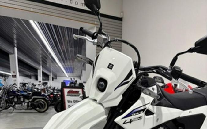 2025 Suzuki DR-Z4SM