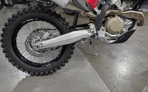 2026 Ducati Desmo450 EDX
