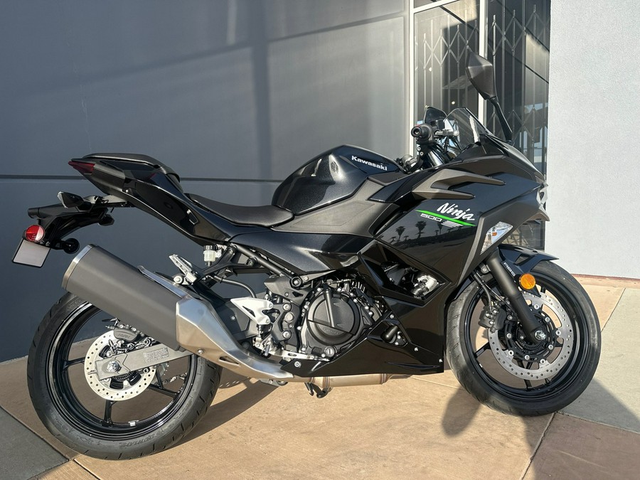 2024 KAWASAKI NINJA 500