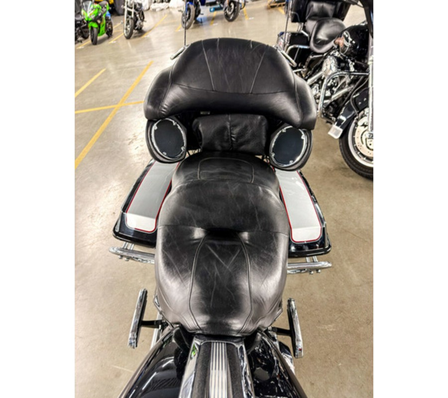 2010 Harley-Davidson FLHTCU - Ultra Classic Electra Glide