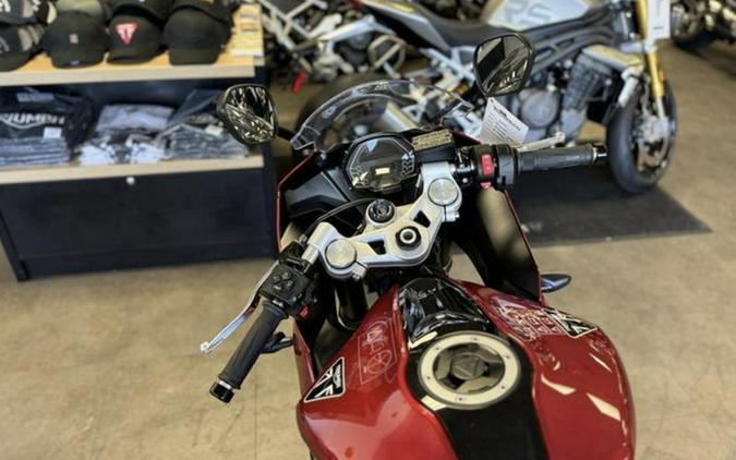 2025 Triumph Daytona 660 Carnival Red/Sapphire Black