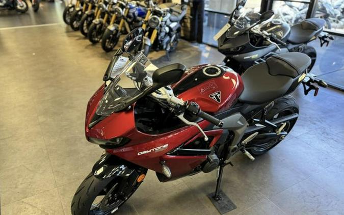 2025 Triumph Daytona 660 Carnival Red/Sapphire Black