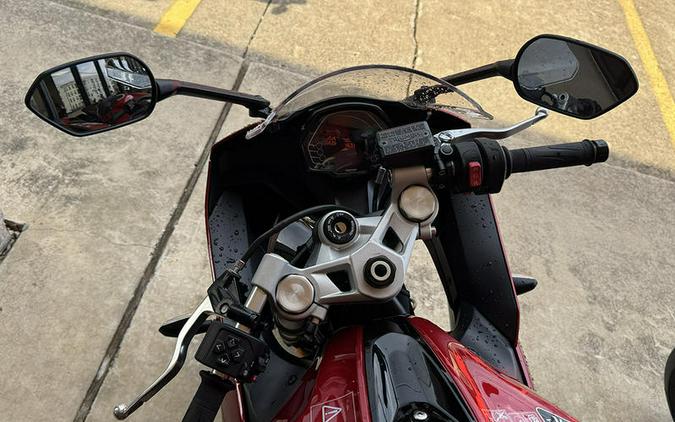 2025 Triumph Daytona 660 Carnival Red/Sapphire Black