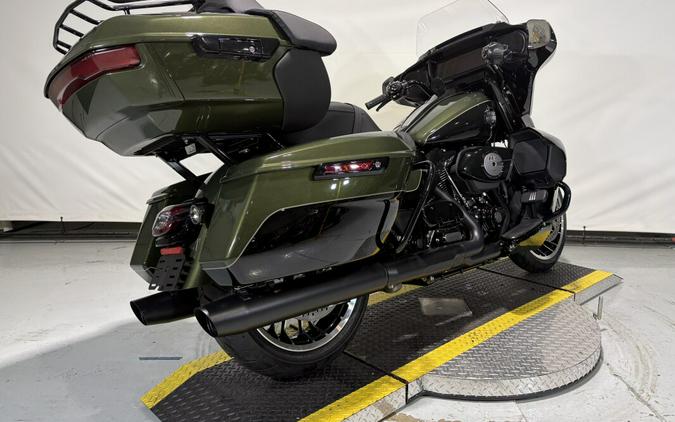 2026 Harley-Davidson® Street Glide Limited Olive Steel Metallic / Vivid Black Black Trim