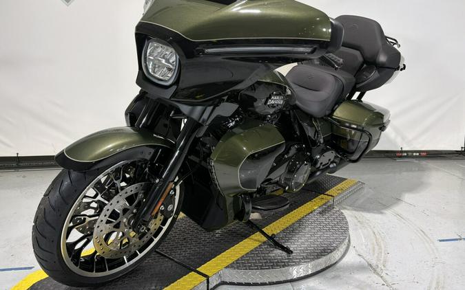 2026 Harley-Davidson® Street Glide Limited Olive Steel Metallic / Vivid Black Black Trim