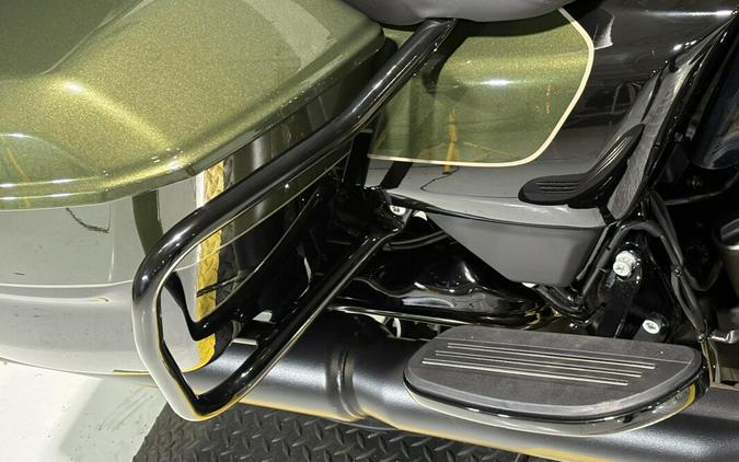 2026 Harley-Davidson® Street Glide Limited Olive Steel Metallic / Vivid Black Black Trim