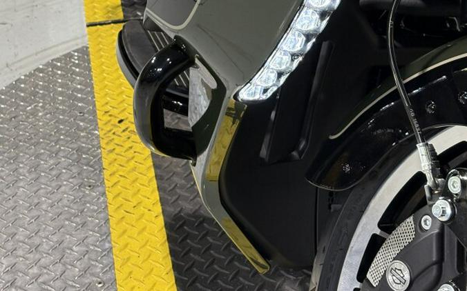 2026 Harley-Davidson® Street Glide Limited Olive Steel Metallic / Vivid Black Black Trim