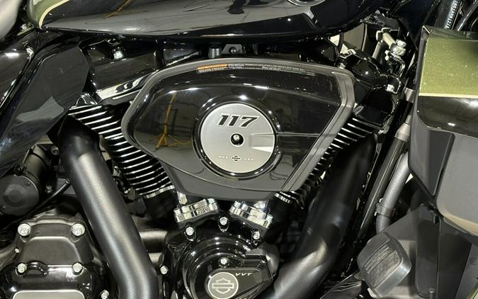 2026 Harley-Davidson® Street Glide Limited Olive Steel Metallic / Vivid Black Black Trim