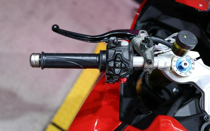 2027 Ducati Panigale V2 S 896