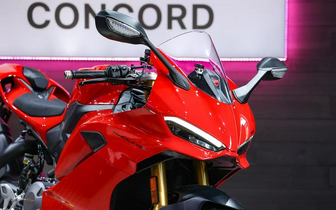 2027 Ducati Panigale V2 S 896