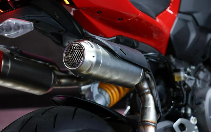 2027 Ducati Panigale V2 S 896