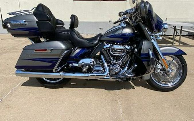 2017 Harley-Davidson CVO™ Limited