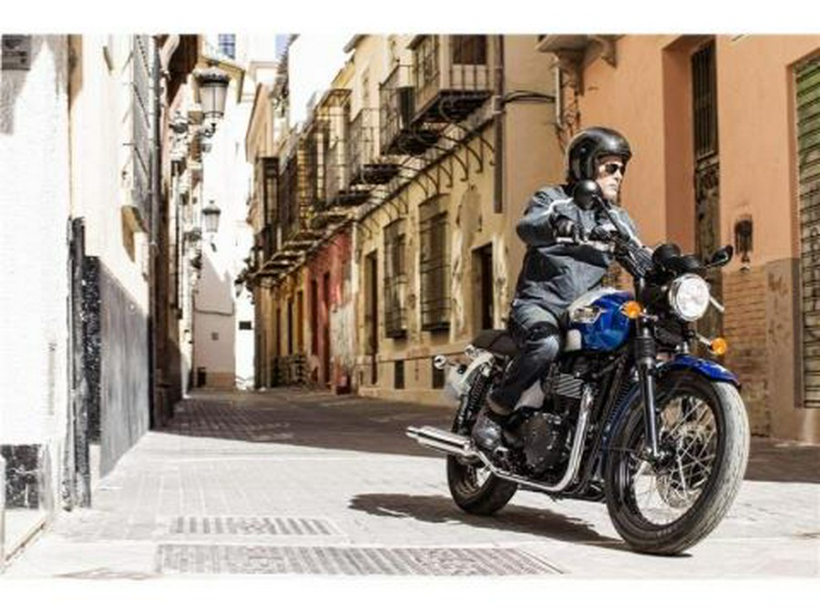 2015 Triumph Bonneville T214