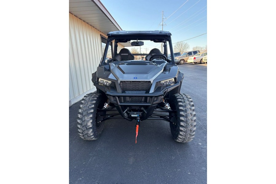 2025 Polaris GENERAL® XP 1000 Ultimate
