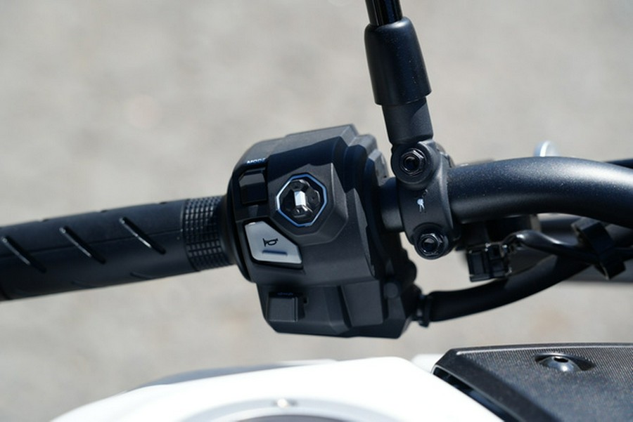 2025 Honda CB750 Hornet