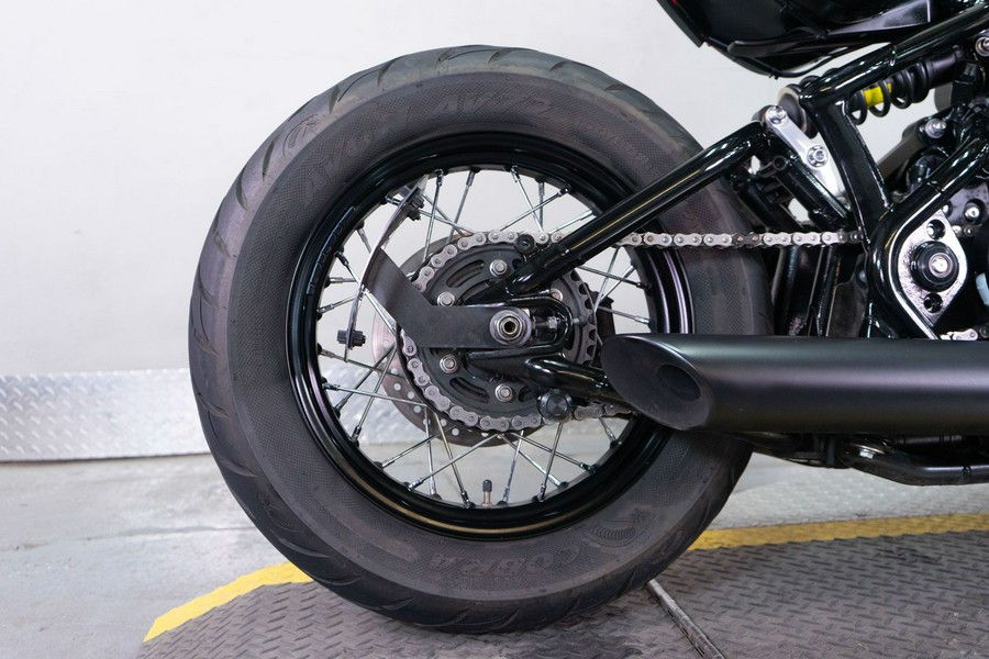2018 Triumph Bonneville Bobber Black